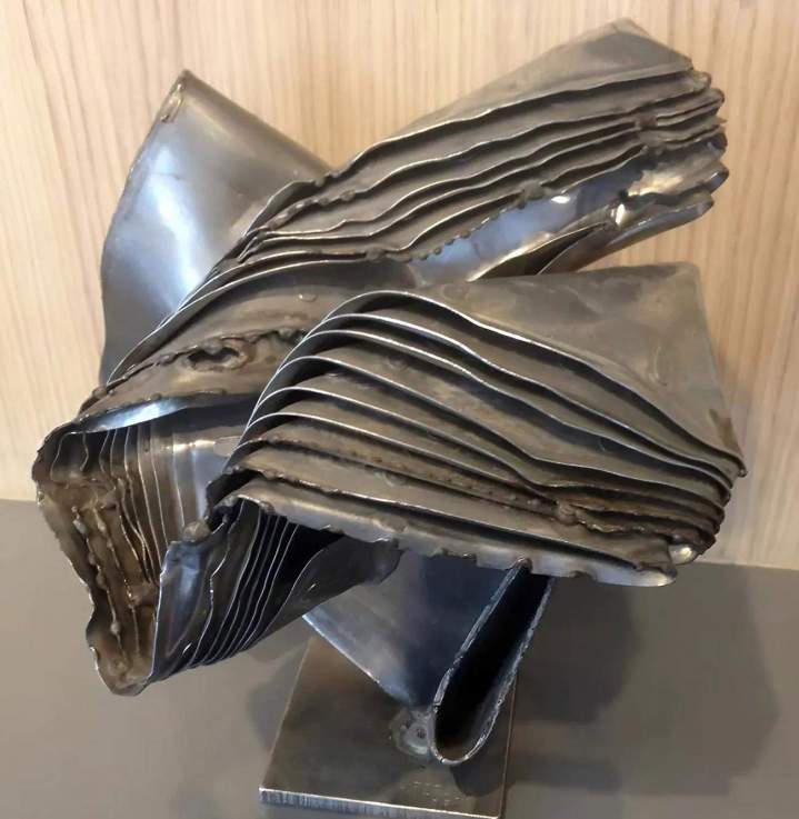 Création de trophée en métal France